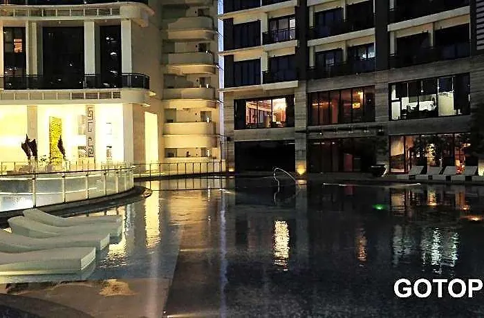 Siglo @ The Knightsbridge Residences 3*